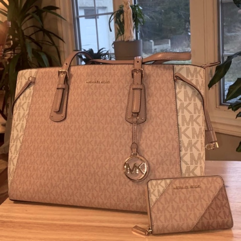 Michael Kors Tote and matching wallet in ballerina pink